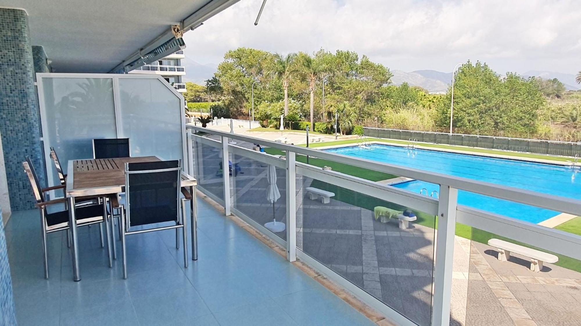 Aigua Blava Primera Linea - Alquiler Solo Familias Playa de Gandia ภายนอก รูปภาพ