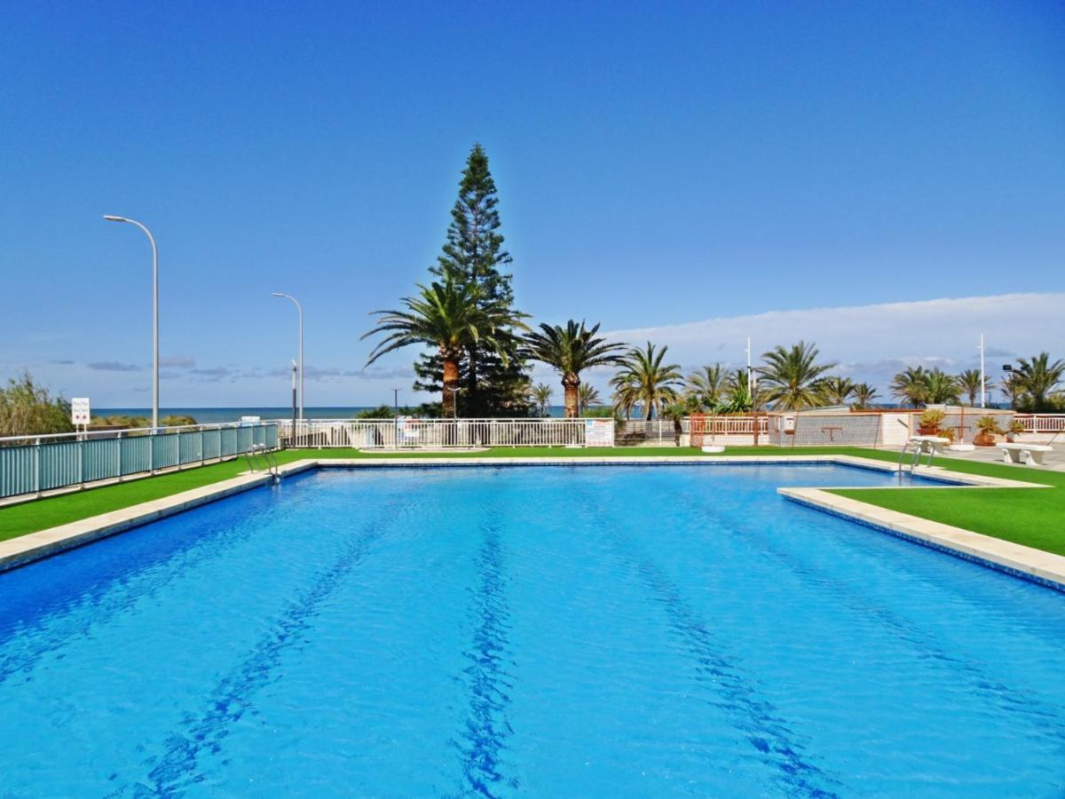 Aigua Blava Primera Linea - Alquiler Solo Familias Playa de Gandia ภายนอก รูปภาพ
