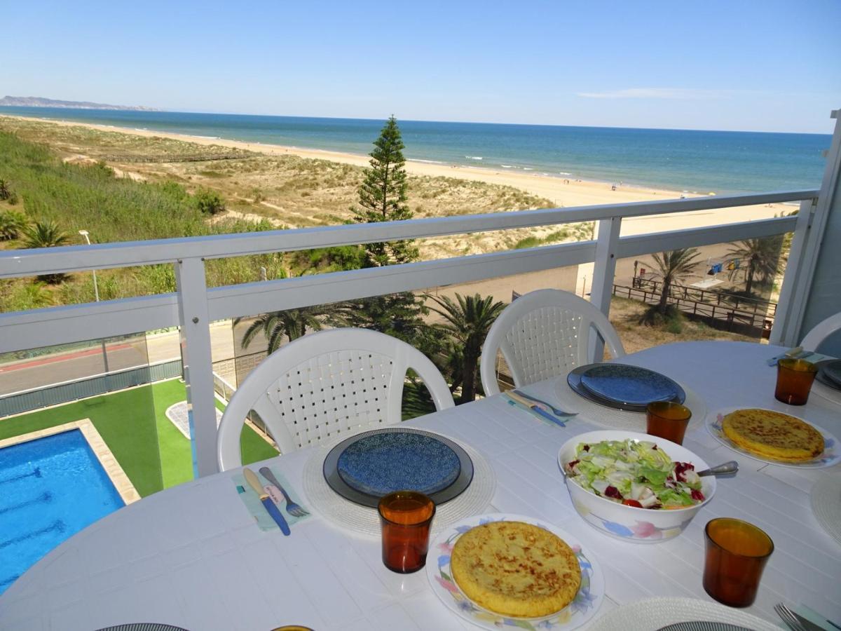 Aigua Blava Primera Linea - Alquiler Solo Familias Playa de Gandia ภายนอก รูปภาพ
