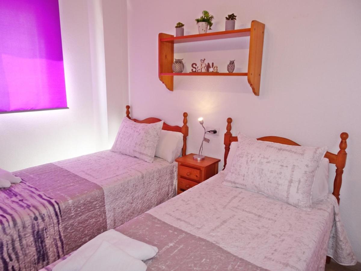 Aigua Blava Primera Linea - Alquiler Solo Familias Playa de Gandia ภายนอก รูปภาพ