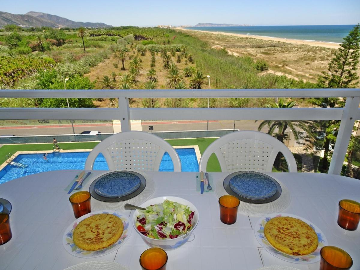 Aigua Blava Primera Linea - Alquiler Solo Familias Playa de Gandia ภายนอก รูปภาพ